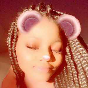 Meet your Posher, Veonia